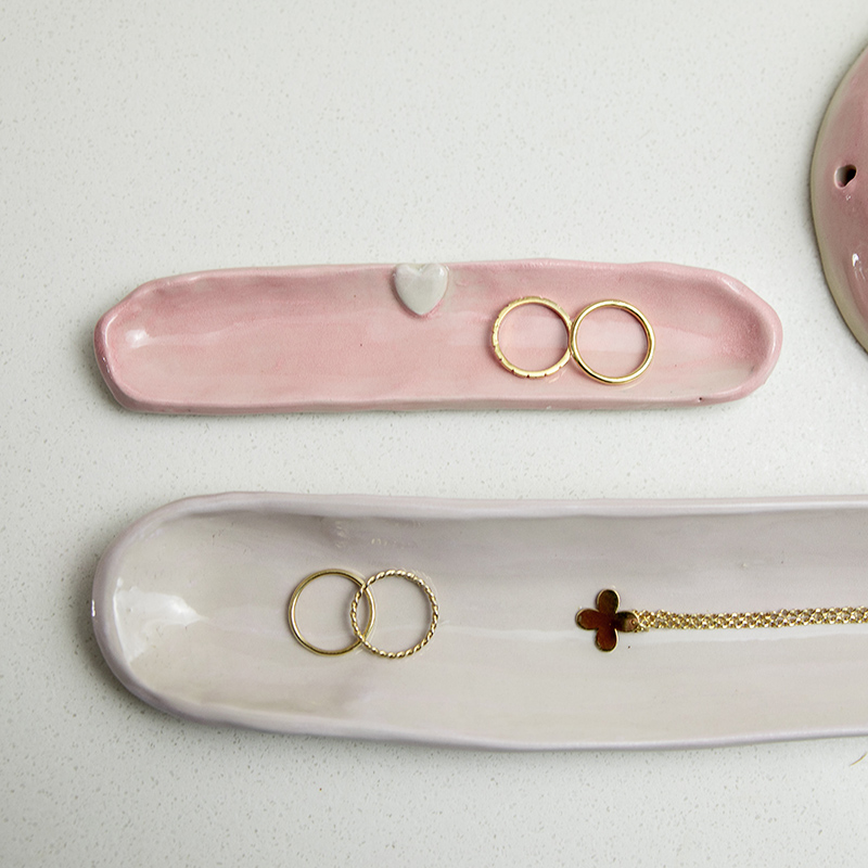 Lengthy Necklace Holder